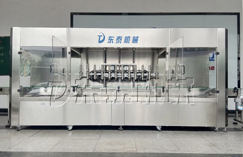 直線式食用油灌裝機(jī)灌裝精度怎么調(diào)？學(xué)會(huì)了真的很重要